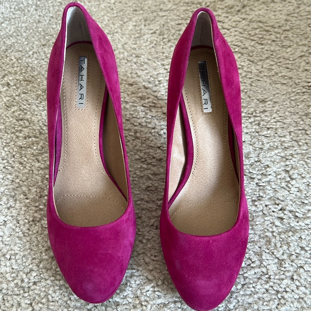 Tahari heels